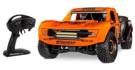 Traxxas Unlimited Desert Racer VXL-6S 1:7, brushless, 80км\ч, Оранжев